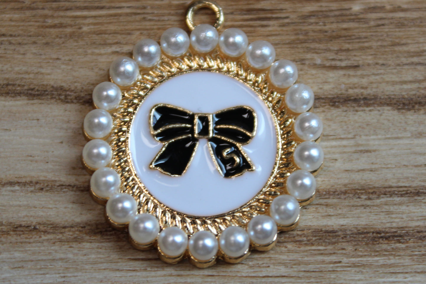 Round Pearl Charm with black bow